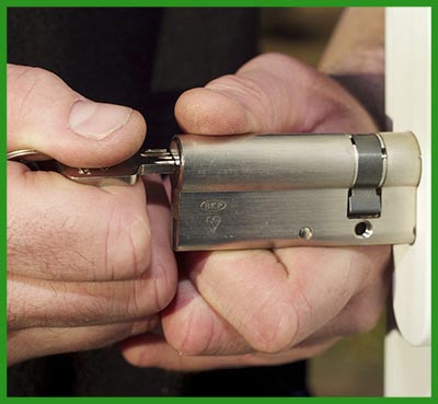 West Palm Beach Locksmith Store West Palm Beach, FL 561-571-3542 West Palm Beach Locksmith Store West Palm Beach, FL 561-571-3542